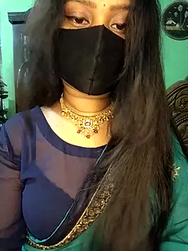 Idhika Paul online show from April 15, 3:38 pm