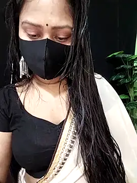 Snapshot of Idhika_Paul chatting on October 1, 6:07 am Idhika Paul online show from October 1, 6:07 am