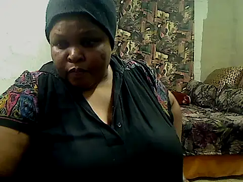 HOTSUGARX5 online show from May 28, 5:30 pm