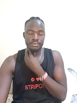 MaskedGQ online show from November 2, 2:00 pm