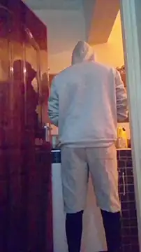 MaskedGQ online show from November 9, 5:06 pm