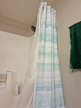 yourdirtysecret 23 online show from April 12, 7:39 pm