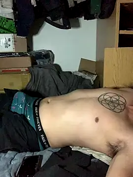 Snapshot of yourdirtysecret_23 chatting on November 24, 4:07 pm yourdirtysecret 23 online show from November 24, 4:07 pm