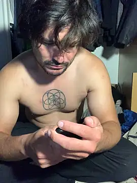 Snapshot of yourdirtysecret_23 chatting on November 16, 10:24 pm yourdirtysecret 23 online show from November 16, 10:24 pm