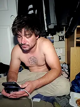 Snapshot of yourdirtysecret_23 chatting on December 4, 2:43 am yourdirtysecret 23 online show from December 4, 2:43 am