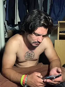 Snapshot of yourdirtysecret_23 chatting on October 26, 3:07 am yourdirtysecret 23 online show from October 26, 3:07 am