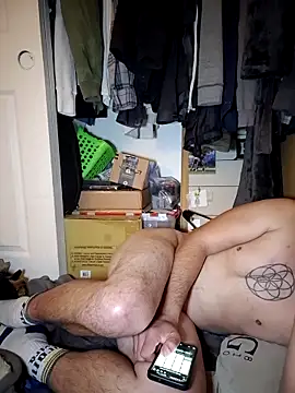 Snapshot of yourdirtysecret_23 chatting on January 6, 5:55 am yourdirtysecret 23 online show from January 6, 5:55 am