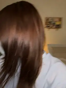 Mii v v online show from November 21, 2:05 pm