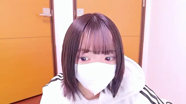 Snapshot of ranran_ch chatting on February 7, 12:40 am ranran ch online show from February 7, 12:40 am