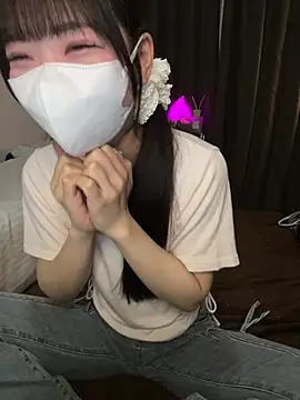 Snapshot of siorin_18 chatting on July 9, 3:11 pm siorin 18 online show from July 9, 3:11 pm