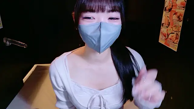 siorin 18 online show from April 11, 1:04 pm