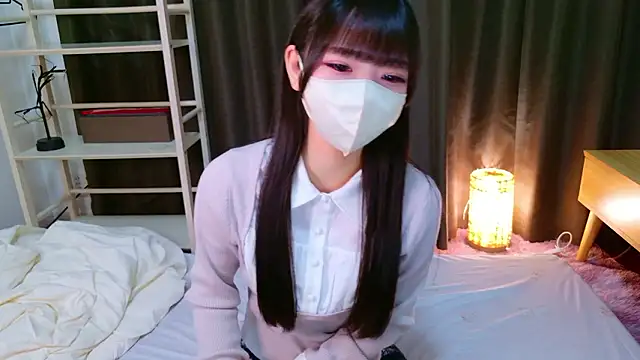 Snapshot of siorin_18 chatting on May 23, 11:42 am siorin 18 online show from May 23, 11:42 am