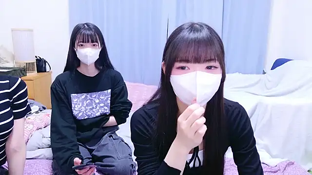 Snapshot of siorin_18 chatting on May 10, 12:53 pm siorin 18 online show from May 10, 12:53 pm