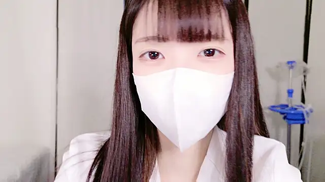 Snapshot of irohani_usagi chatting on February 7, 12:50 pm irohani usagi online show from February 7, 12:50 pm