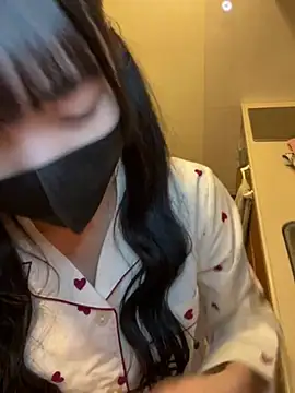 Snapshot of irohani_usagi chatting on March 20, 1:02 am irohani usagi online show from March 20, 1:02 am