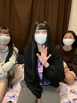 irohani usagi online show from December 4, 11:20 am