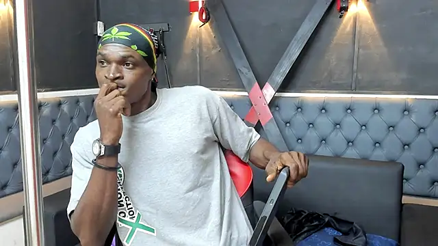 Terrance z online show from December 4, 7:13 pm