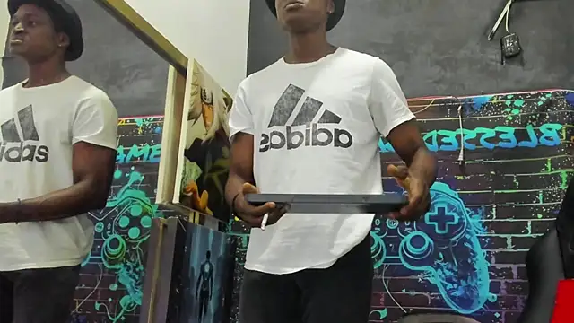 Terrance z online show from April 8, 10:28 am