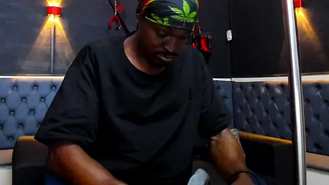 Terrance z online show from February 1, 7:45 pm