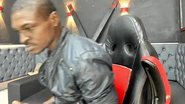 Snapshot of Terrance_z chatting on October 16, 7:55 pm Terrance z online show from October 16, 7:55 pm