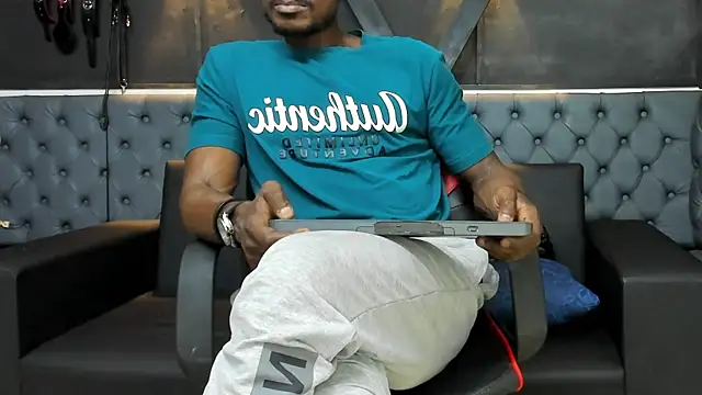 Terrance z online show from November 24, 7:47 pm