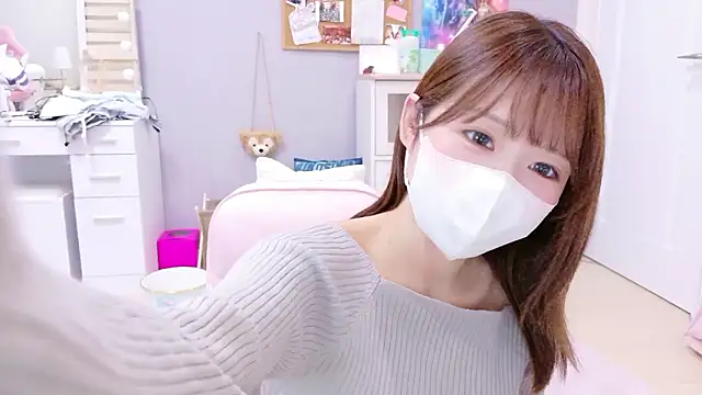 Yui-Ch online show from September 23, 12:12 pm