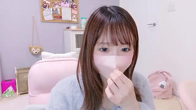 Yui-Ch online show from November 19, 12:05 pm