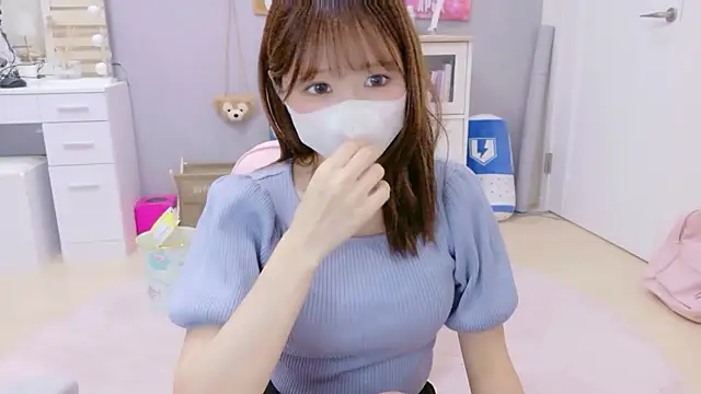 Yui-Ch online show from September 30, 12:00 pm