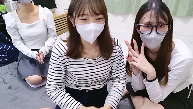 Snapshot of honopisu_jp chatting on October 22, 12:26 pm honopisu jp online show from October 22, 12:26 pm