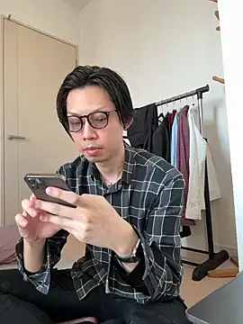 Snapshot of -mirai- chatting on March 21, 7:22 am -mirai- online show from March 21, 7:22 am