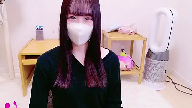 ---momo--- online show from December 29, 3:44 am