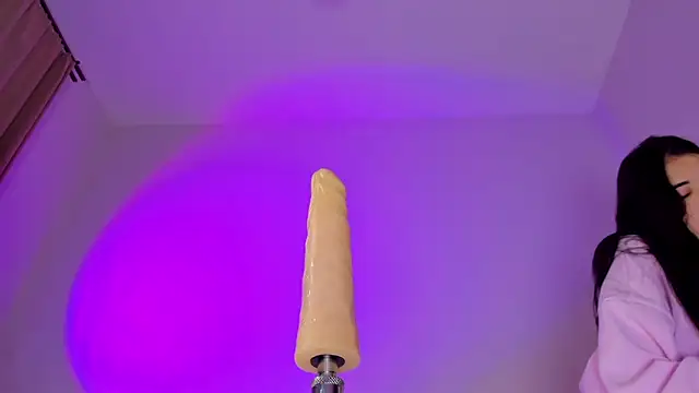 maakimo online show from April 10, 3:13 am