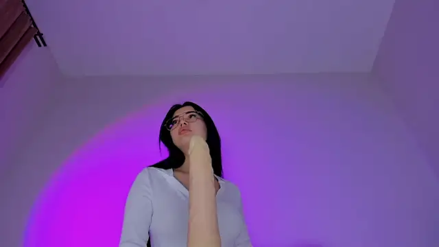 maakimo online show from April 1, 2:35 am