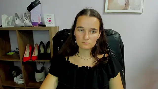 Snapshot of KateDelight chatting on September 21, 6:35 pm KateDelight online show from September 21, 6:35 pm