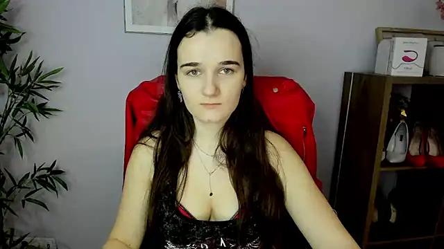 Snapshot of KateDelight chatting on February 23, 7:33 am KateDelight online show from February 23, 7:33 am