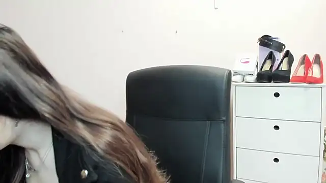 KateDelight online show from January 17, 8:07 am