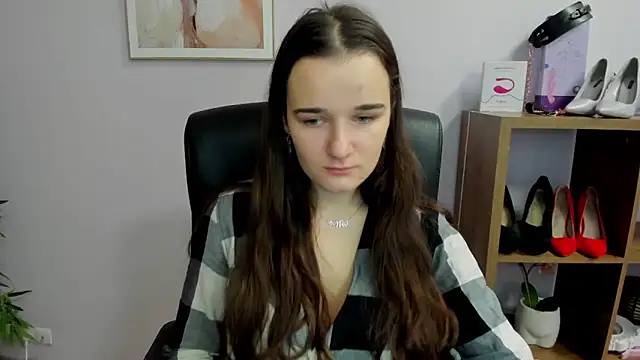 Snapshot of KateDelight chatting on October 25, 6:45 am KateDelight online show from October 25, 6:45 am