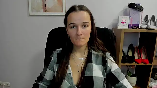 Snapshot of KateDelight chatting on October 5, 1:46 pm KateDelight online show from October 5, 1:46 pm