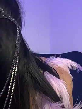 kamila french online show from March 10, 10:14 pm