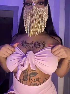 kamila french online show from February 24, 9:26 pm