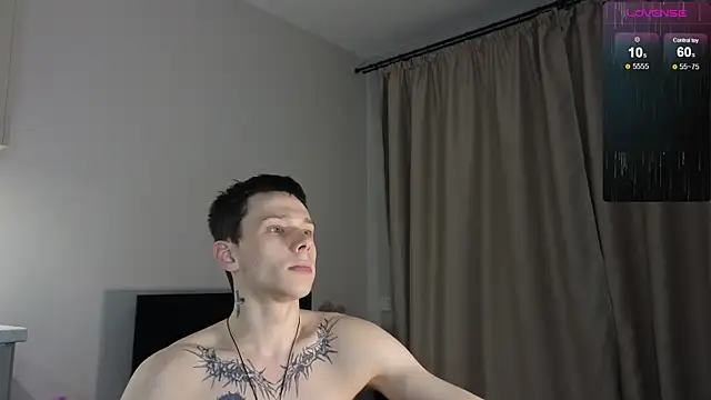 R1mmo   online show from November 11, 5:19 pm