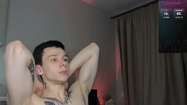 R1mmo   online show from November 15, 4:44 pm