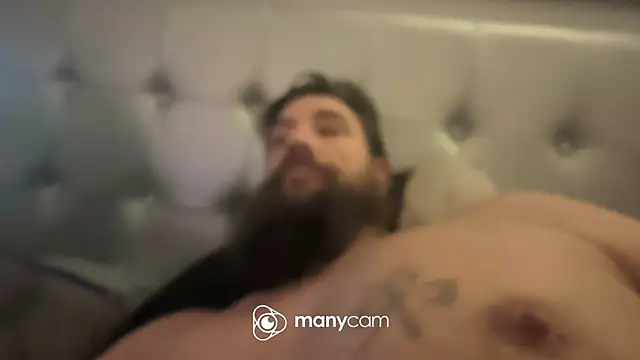 Snapshot of Armyexhibitionistvet chatting on November 13, 1:31 am Armyexhibitionistvet online show from November 13, 1:31 am