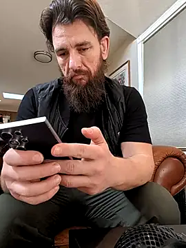 Snapshot of Armyexhibitionistvet chatting on February 22, 9:38 pm Armyexhibitionistvet online show from February 22, 9:38 pm