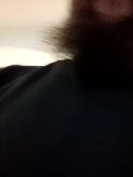 Armyexhibitionistvet online show from April 2, 5:41 pm