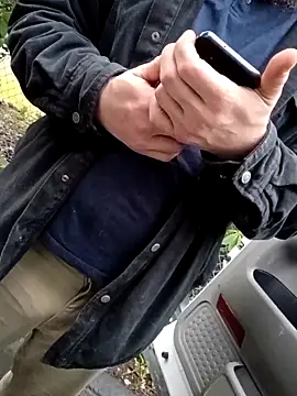 Armyexhibitionistvet online show from March 20, 1:39 am