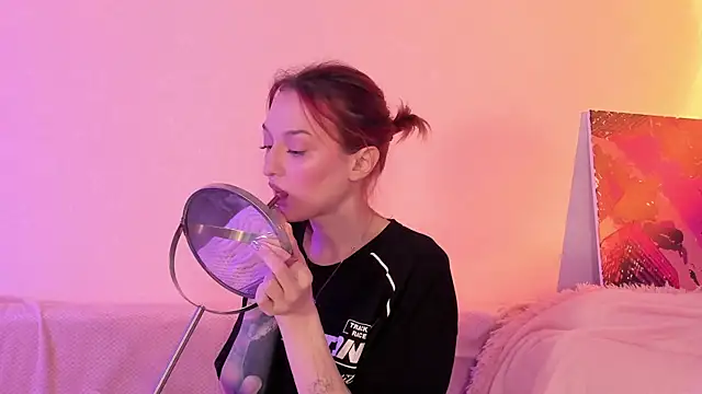 Snapshot of CrystalRey chatting on January 31, 5:09 am CrystalRey online show from January 31, 5:09 am