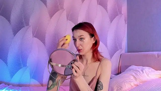 Snapshot of CrystalRey chatting on March 1, 5:09 am CrystalRey online show from March 1, 5:09 am