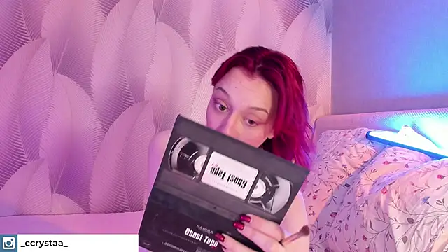 Snapshot of CrystalRey chatting on March 14, 5:05 am CrystalRey online show from March 14, 5:05 am