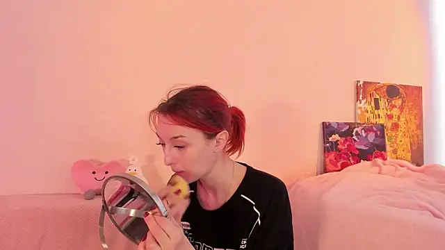 Snapshot of CrystalRey chatting on February 15, 4:36 am CrystalRey online show from February 15, 4:36 am